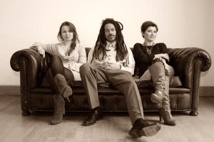 Anne Czichowsky´s VOCAL ENCOUNTERS: ATINATI