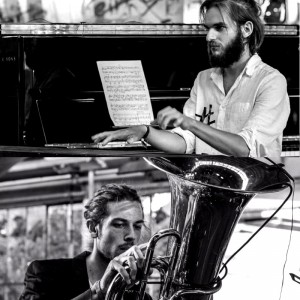 PTT - Piano Tuba Techno
