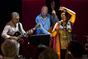 IG Jazz Stuttgart e.V. pres.: Vocal Encounters - FAUZIA MARIA BEG TRIO