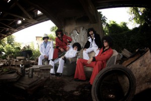 Funky Fizzle - Support: Funky Monks 