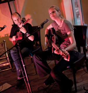 Mit MIR in die KISTE: SUNNY BLUE