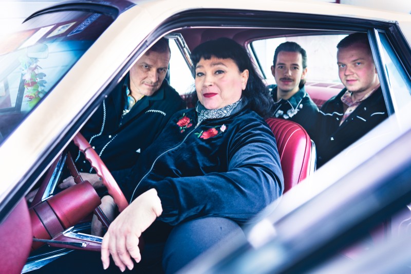 The Booze Bombs & William T.